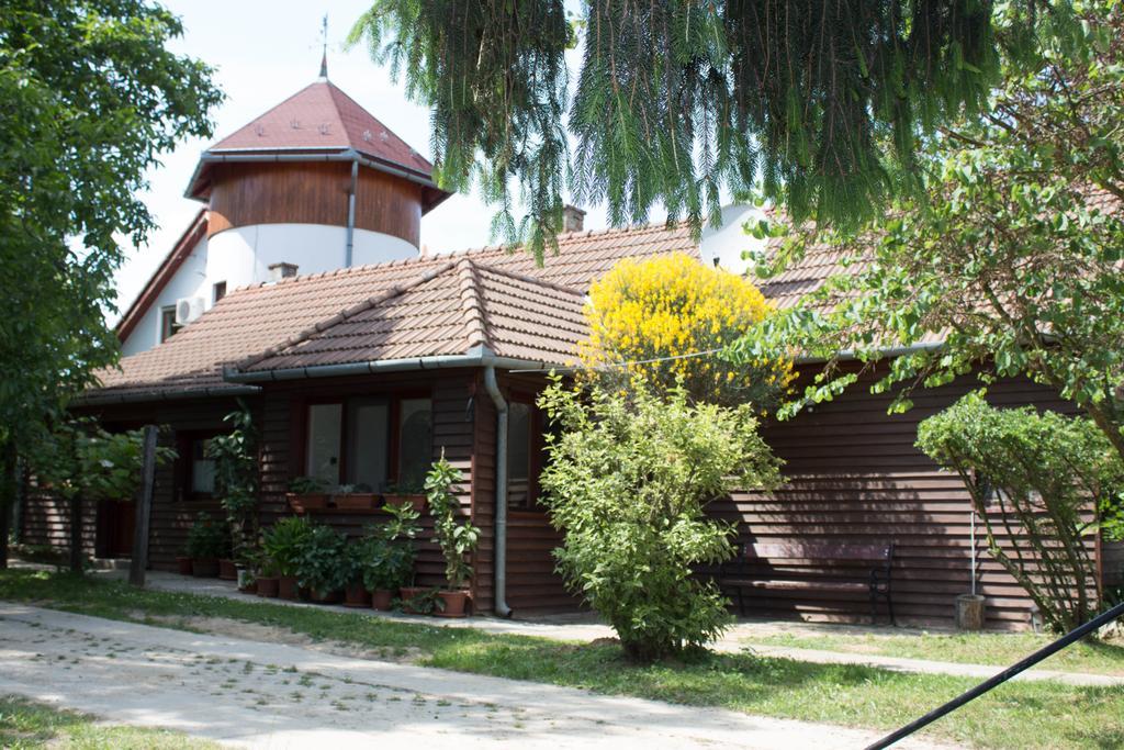 Holiday Home Melinda Ceglédpuszta Eksteriør bilde